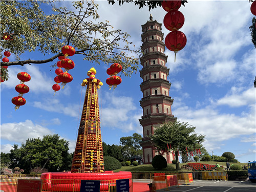 春回大地，万象更新，莲花山网红打卡让您虎虎生威“威晒”朋友圈