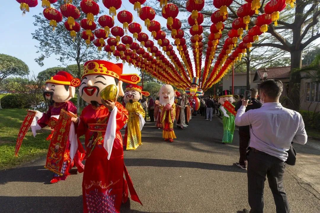 大年初一丨财喜福禄寿，这里全都有！一起来莲峰福地采五福吧！